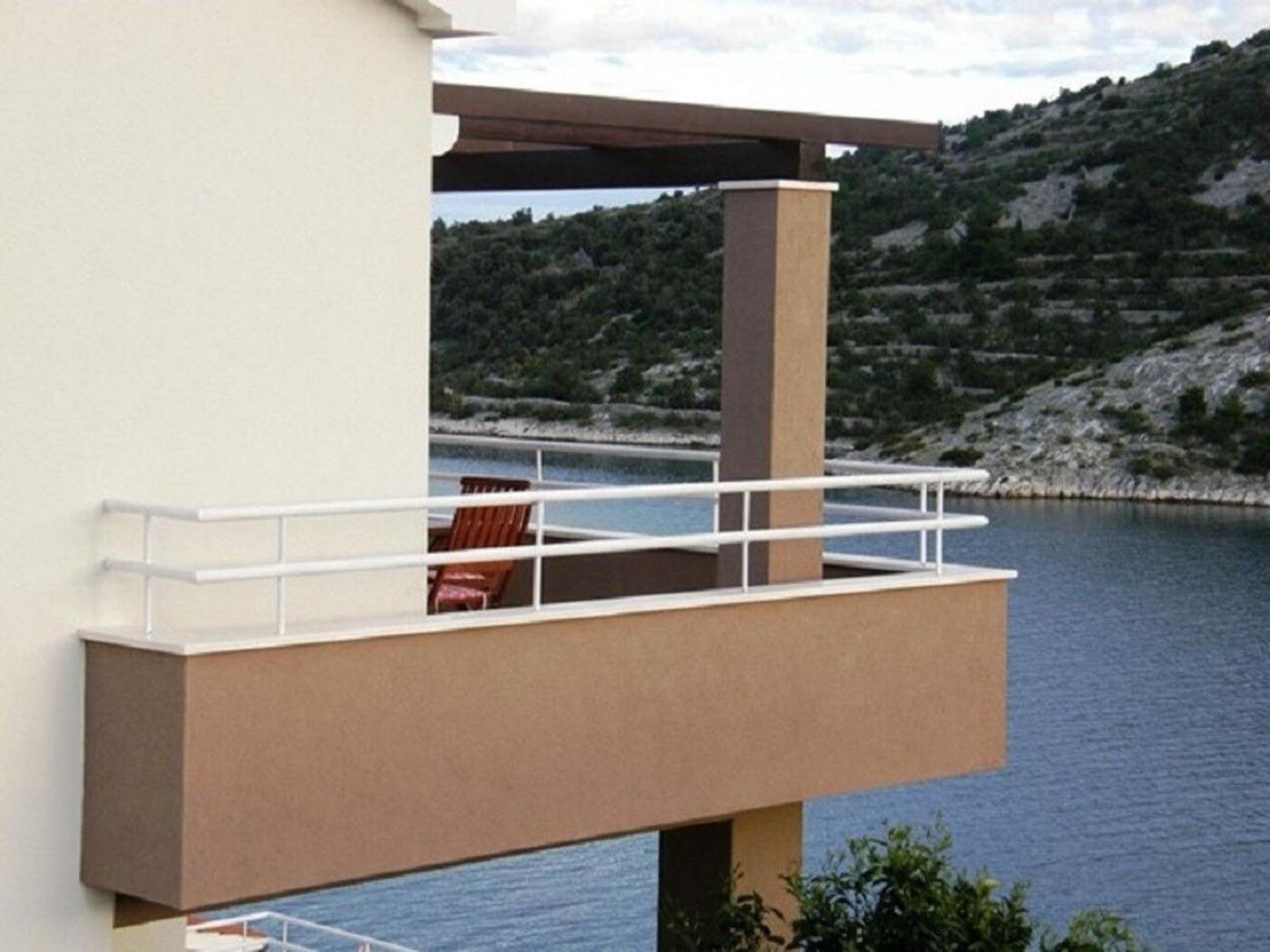 Apartments Ljubi Vinišće Екстериор снимка