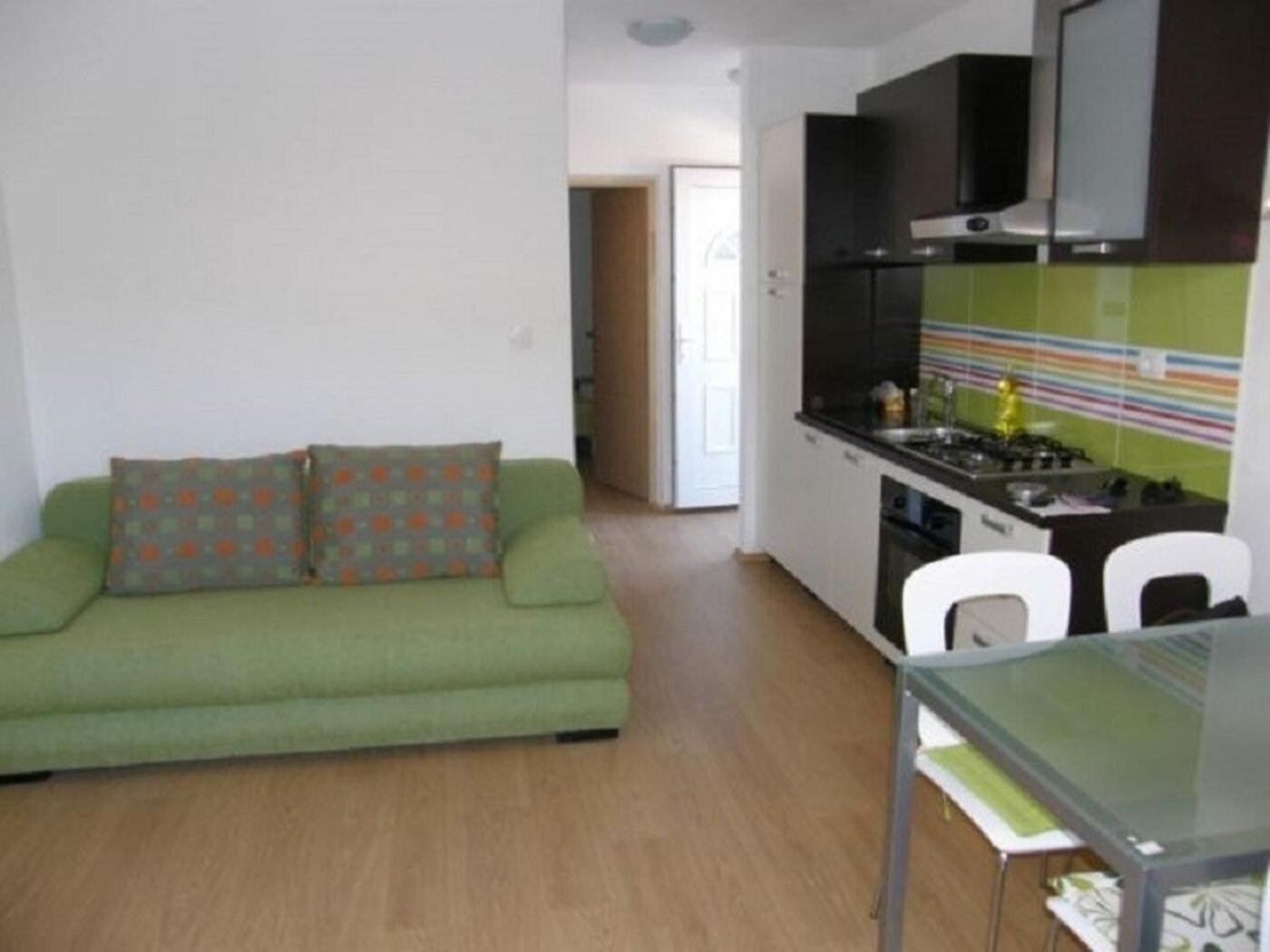 Apartments Ljubi Vinišće Екстериор снимка